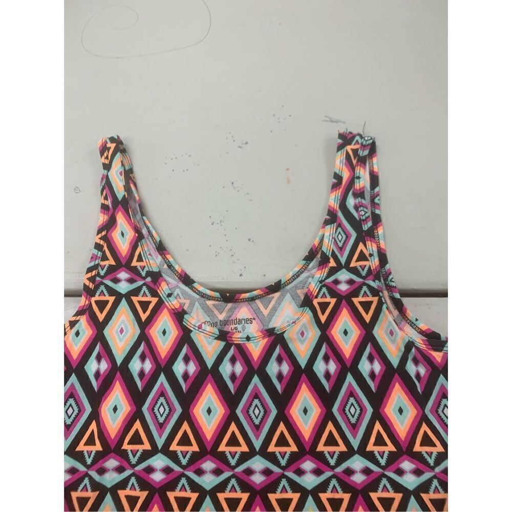 Multicolored Patterned Tank - Picture 3 of 5